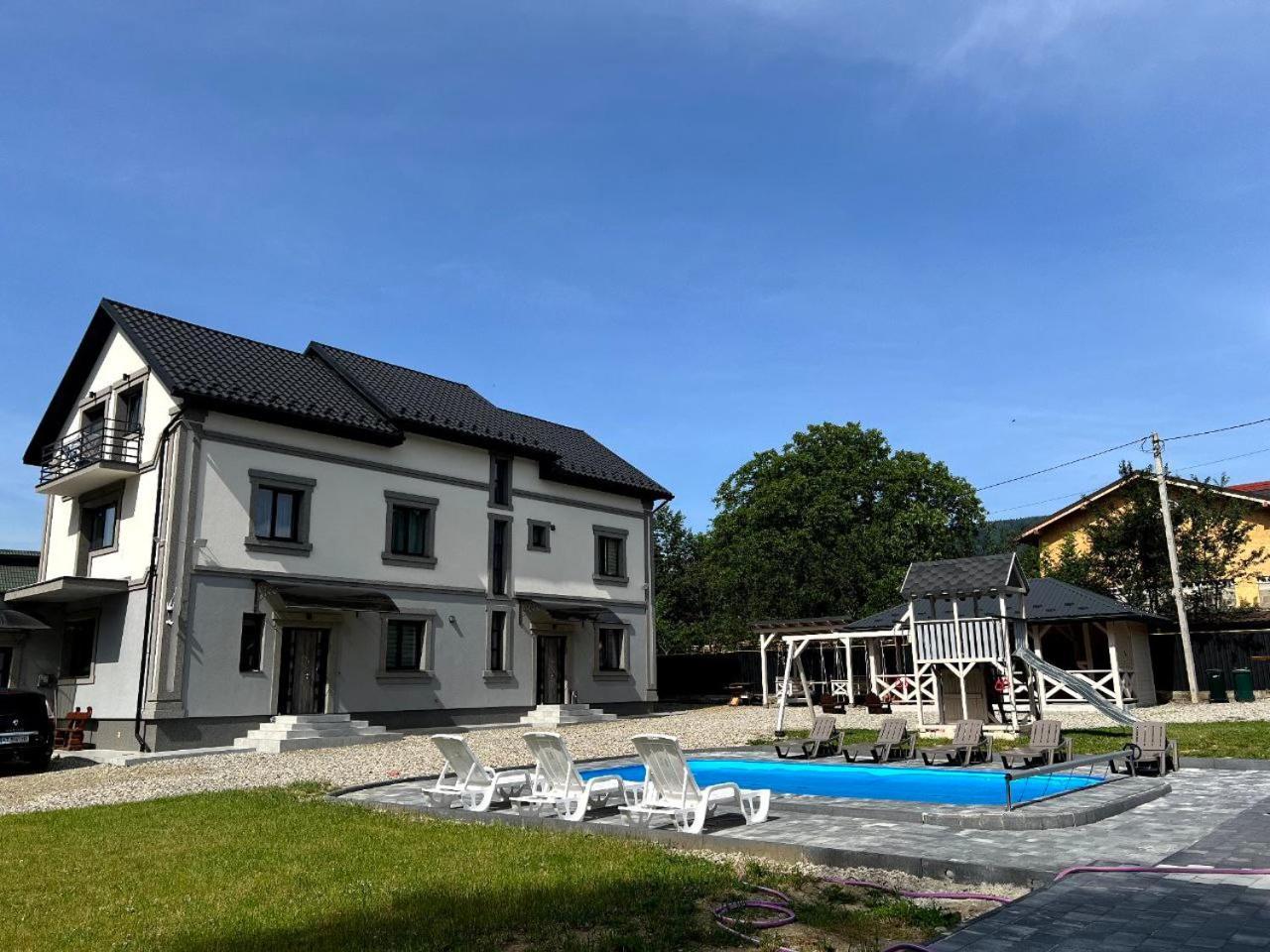 Hotel Margo Jaremče Exteriér fotografie